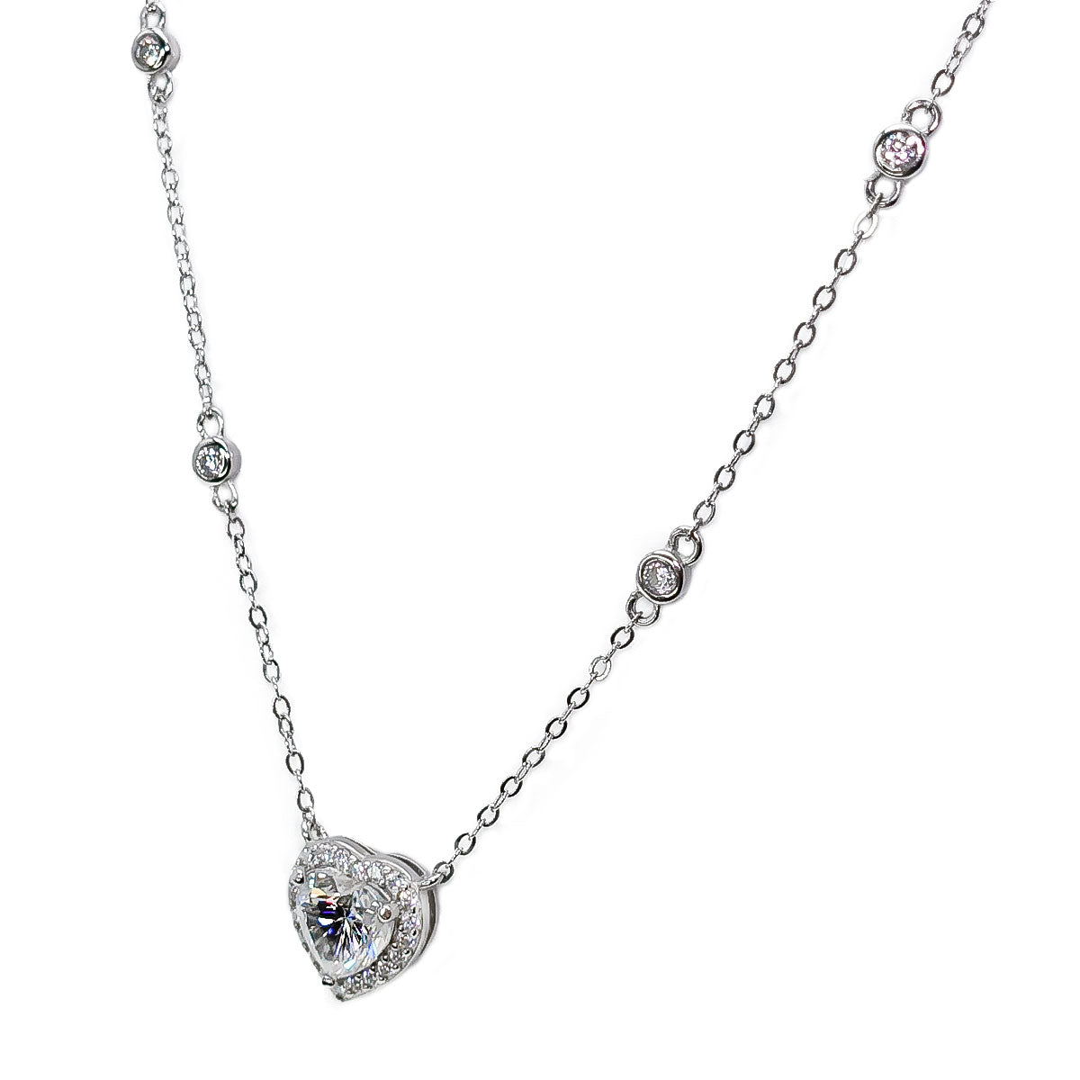 008LV Heart Cut and Chain Moissanite Stone Necklace