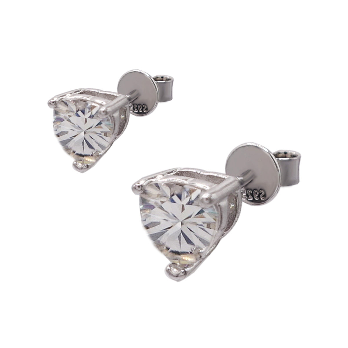 192LV Moissanite Heart Studs Earrings