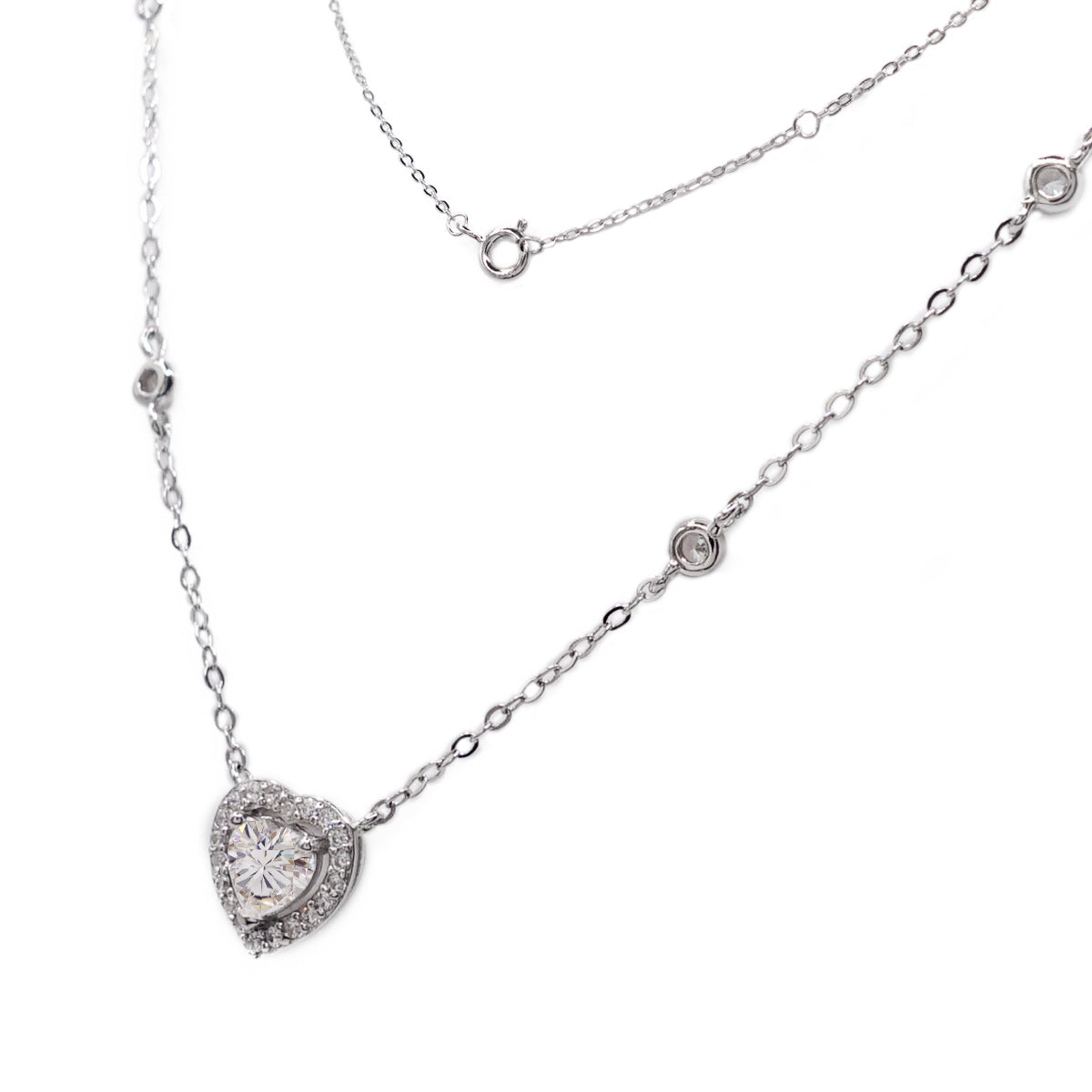 311LV Heart Cut Paved Moissanite Necklace