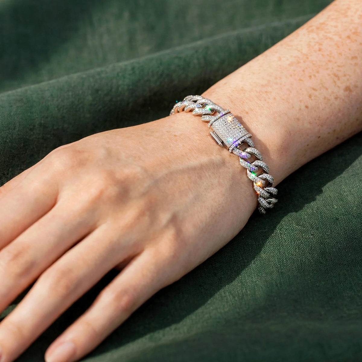 Interlocking Pavé Cuban Moissanite Link Bracelet 361LV