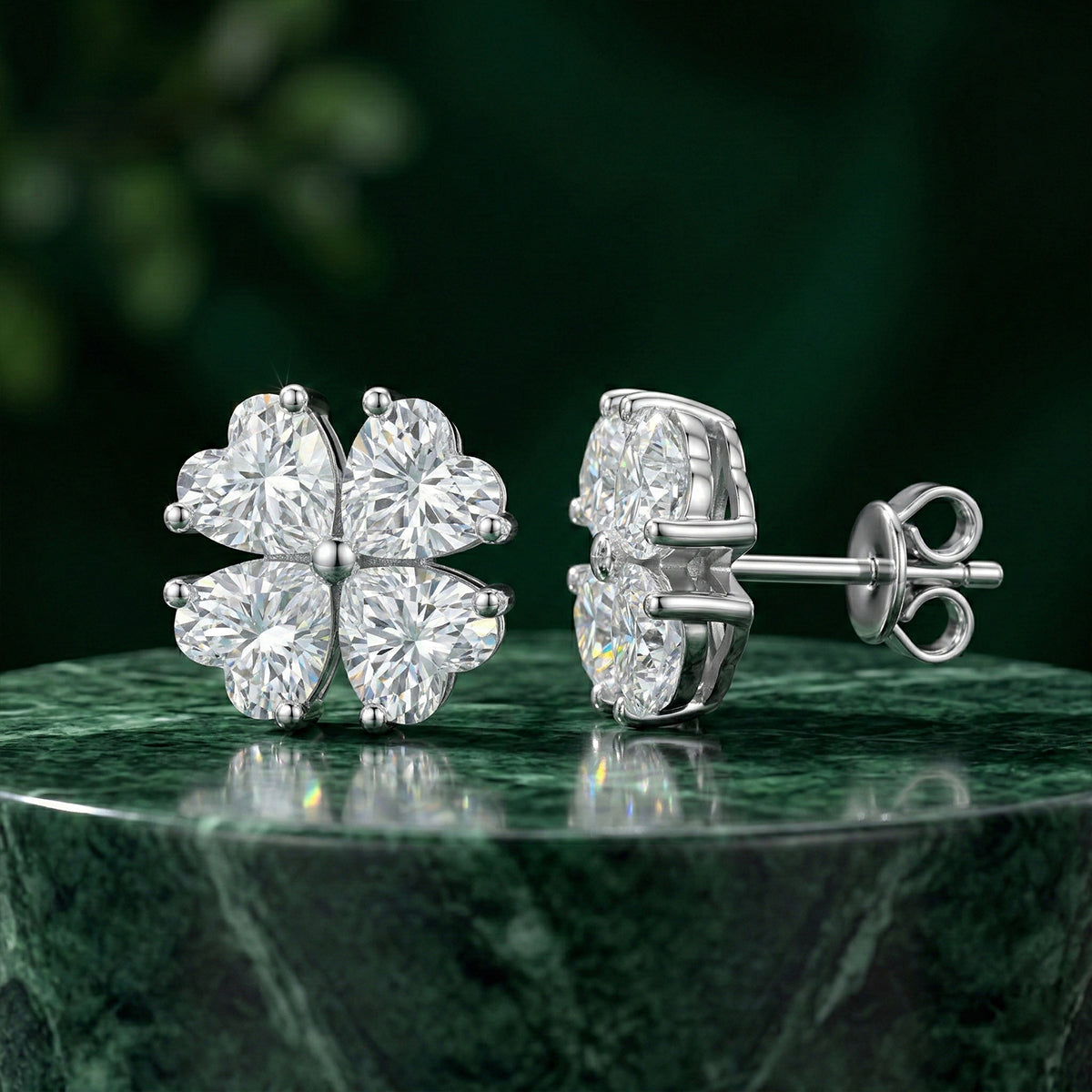477LV Flower Heart Moissanite Stud Earrings