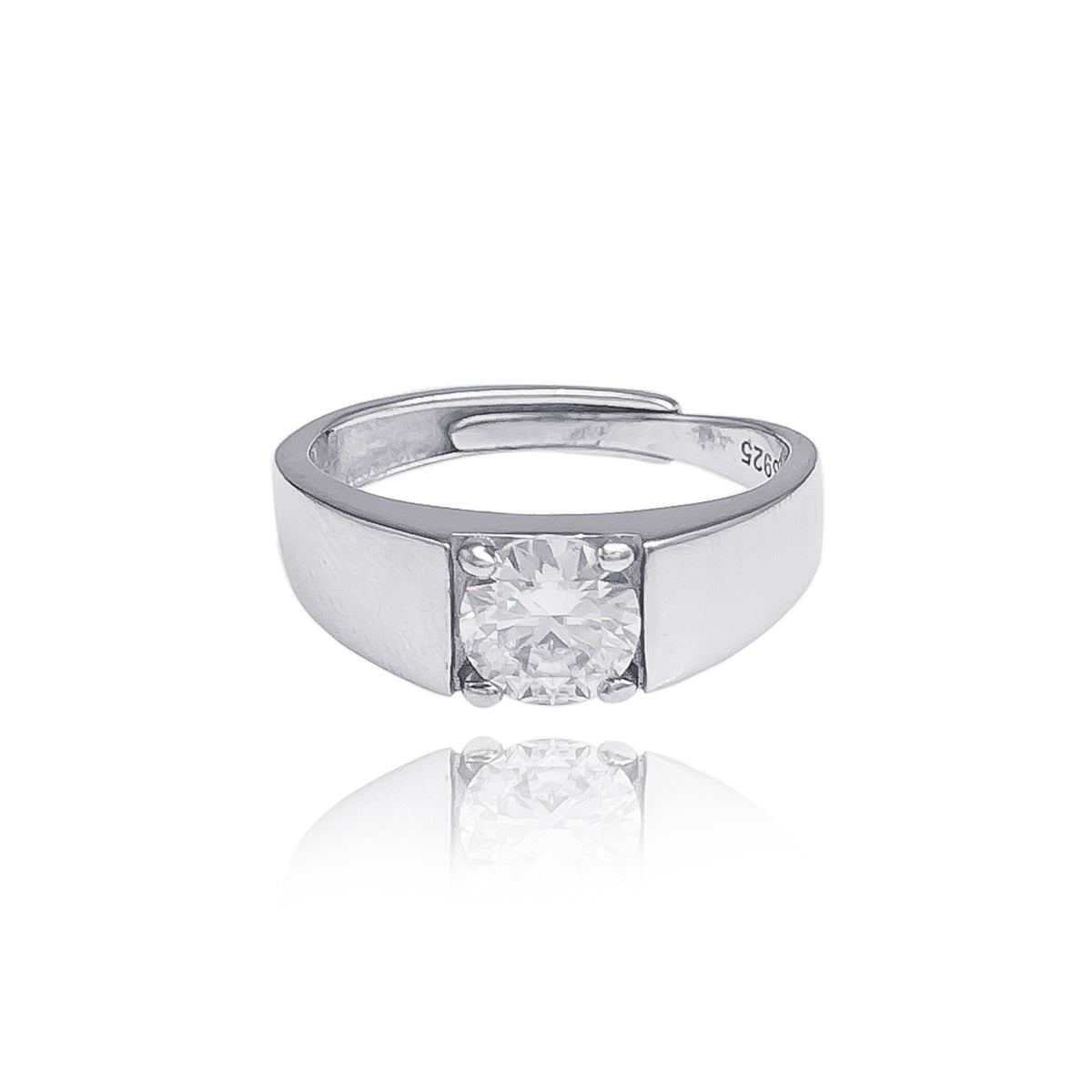115LV Moissanite Round Cut Solitare Ring