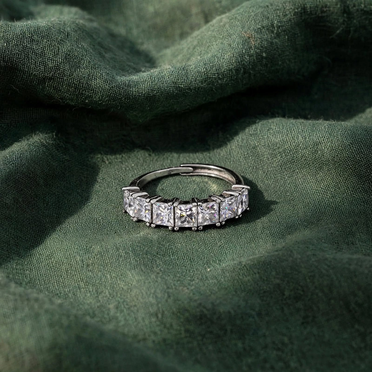 Seven-Stone Princess-Cut Eternity Moissanite Ring 118LV