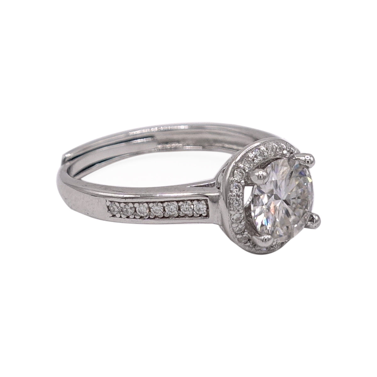 173LV Moissanite Halo Round Cut Engagement Ring