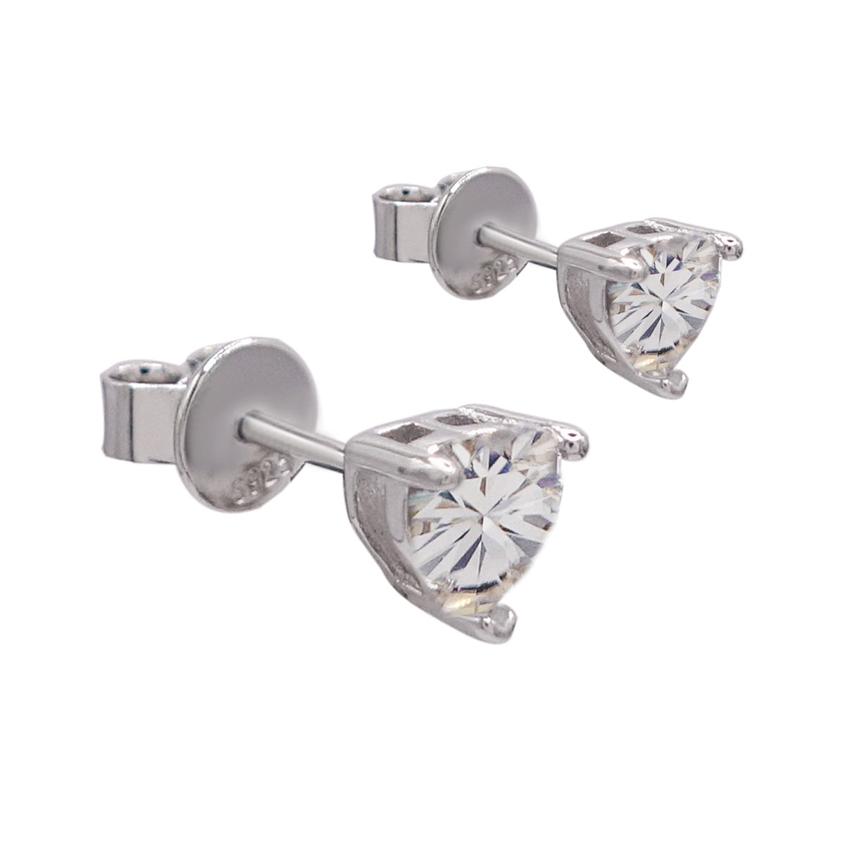 191LV Moissanite Sparkling Love Heart Stud Earrings