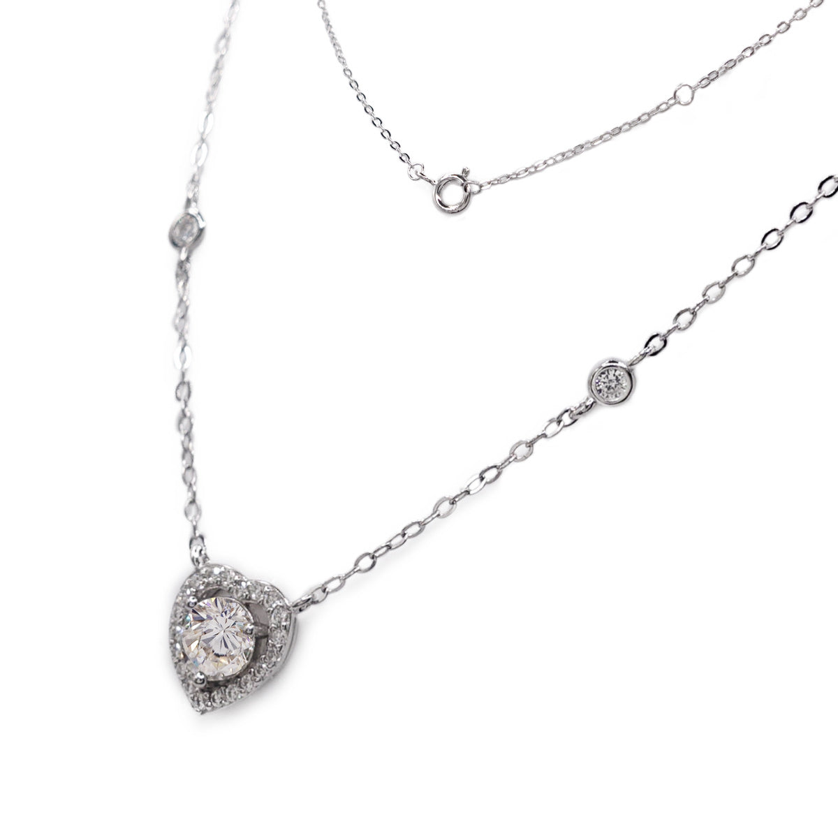 308LV Heart Round Paved Moissanite Necklace