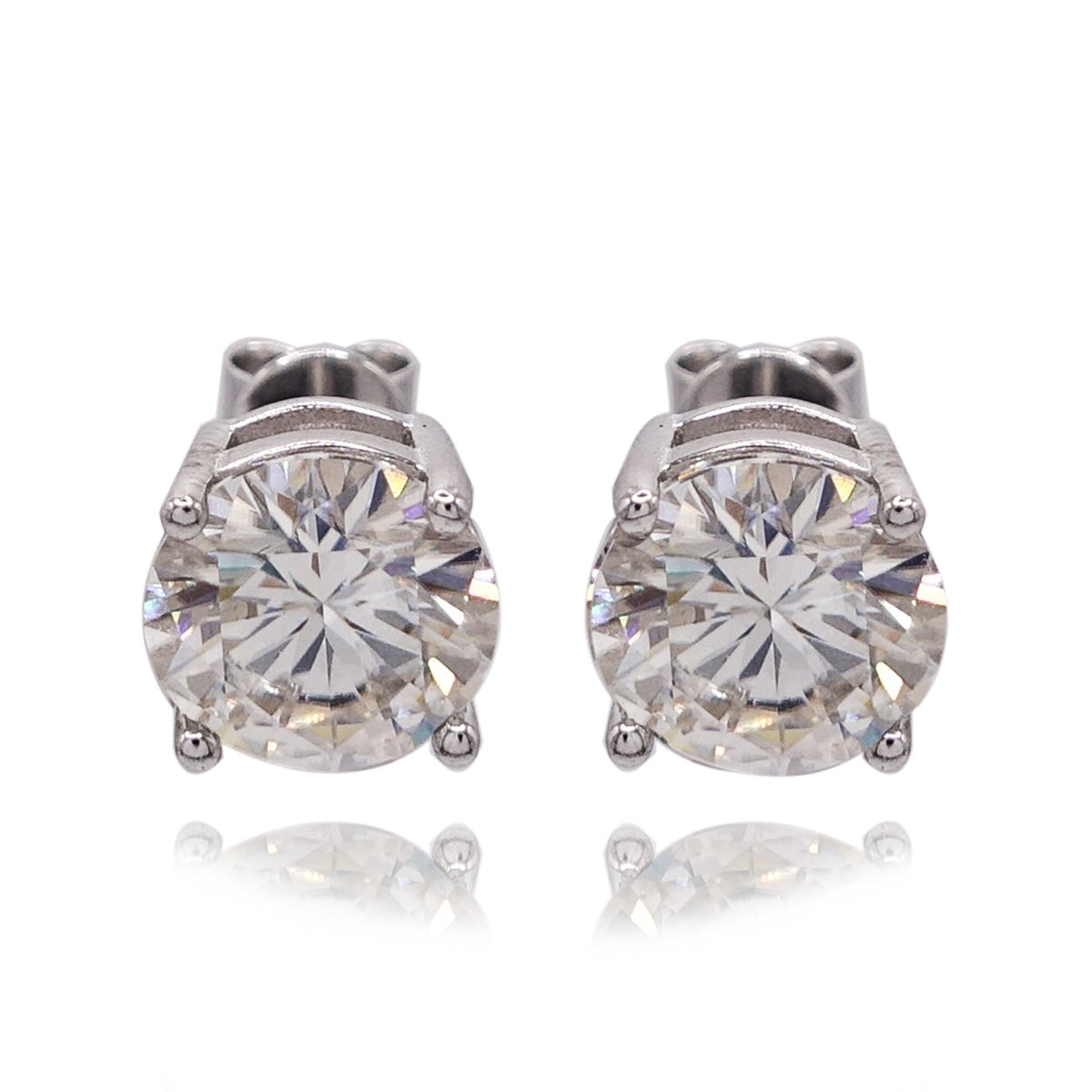331LV Moissanite Round Solitare Stud Earrings