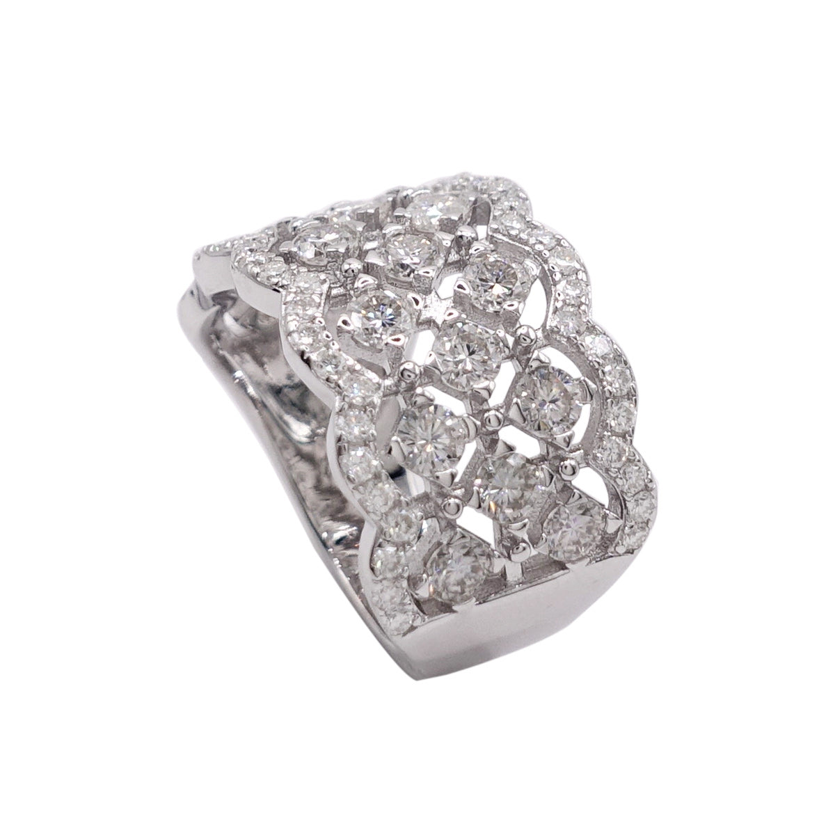 338LV Round Cut Bridal Engagement Ring