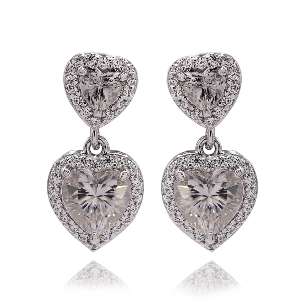 344LV Moissanite Heart Cut Stud Earrings