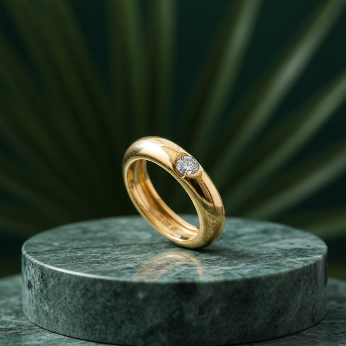353LV Pebble Solitaire Gold Ring