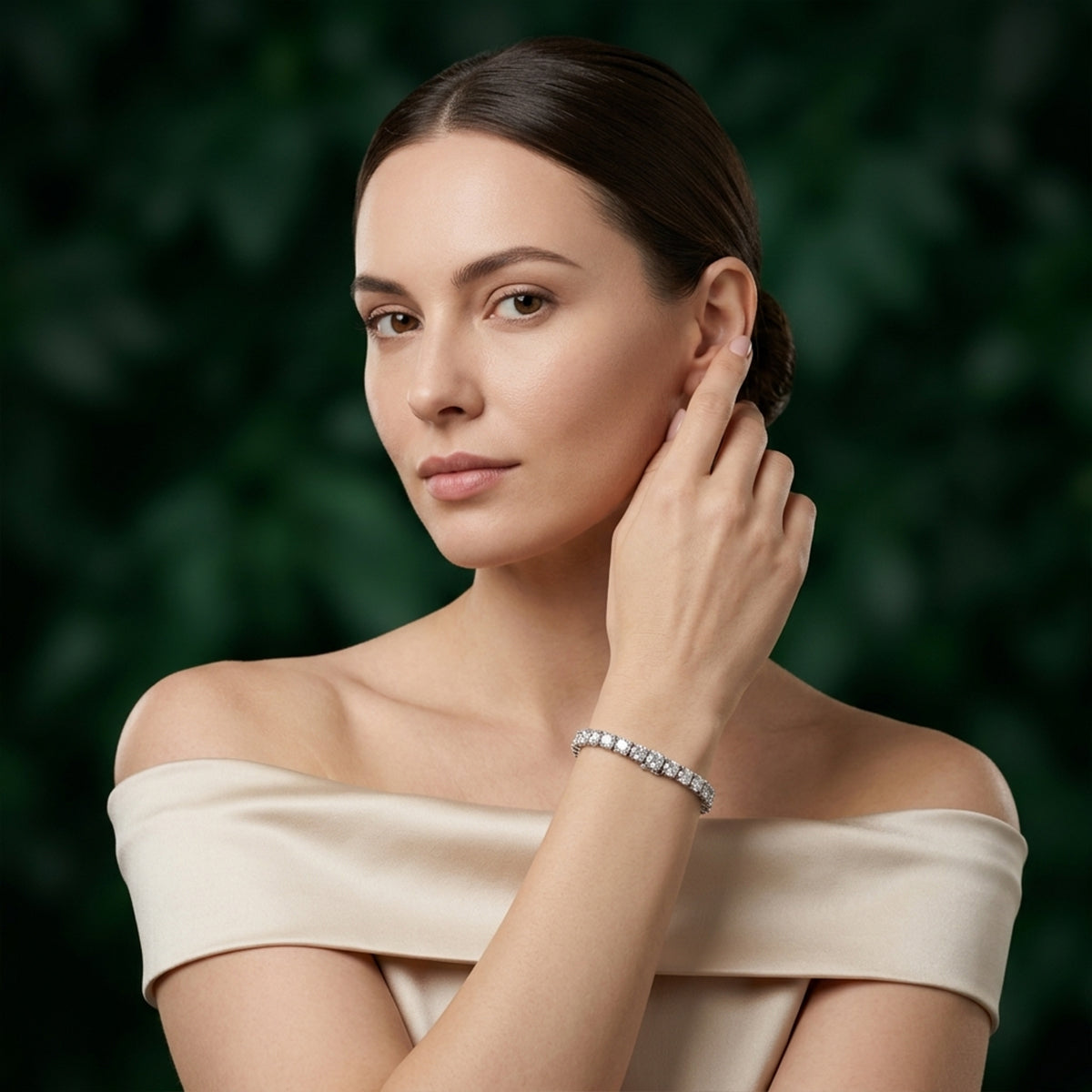 Gilded Pear Moissanite Link Bracelet 399LV